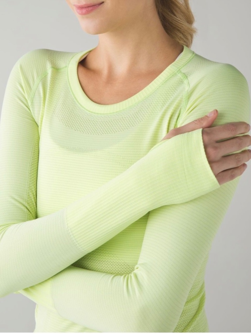 Lululemon Swiftly Tech Long Sleeve Crew | Heathered Ray | Size 6